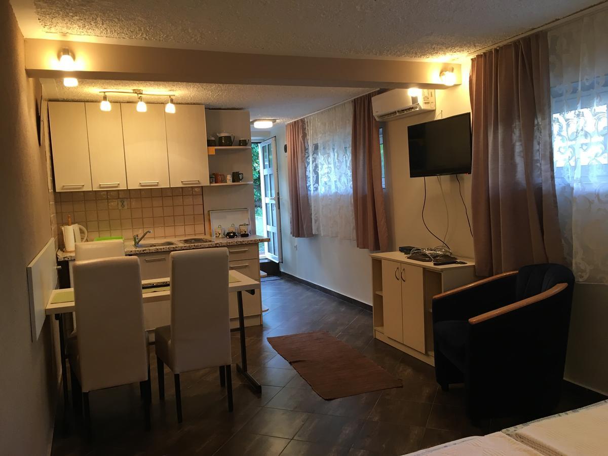 Apartment Garden 코토르 외부 사진